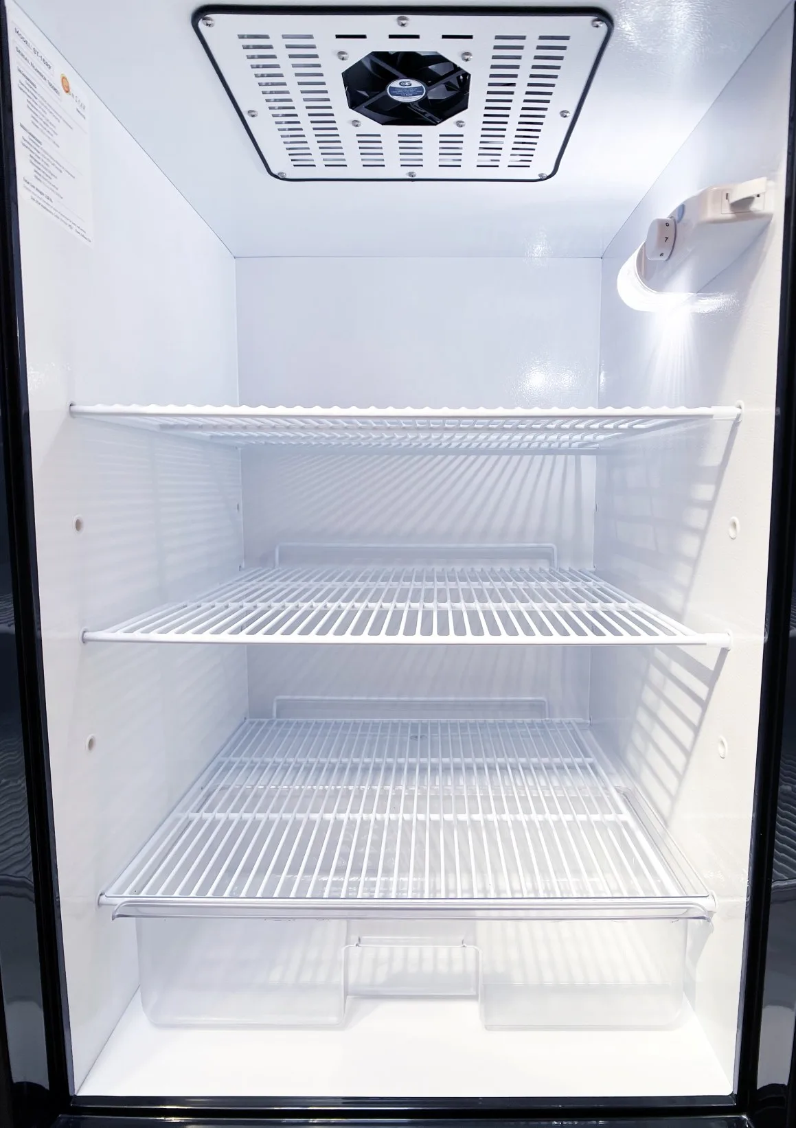 SunStar 16 cu ft DC/AC Off-Grid Refrigerator — Black (top freezer)